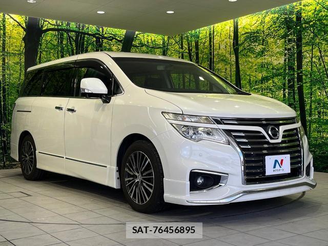 Nissan ELGRAND 2014-07 8812763-15