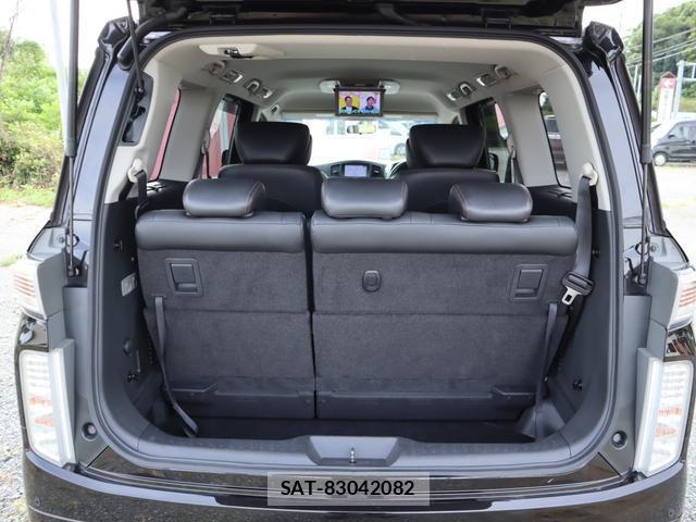 Nissan ELGRAND 2014-07 8812977-13