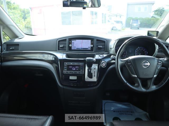 Nissan ELGRAND 2015-10 8812979-1