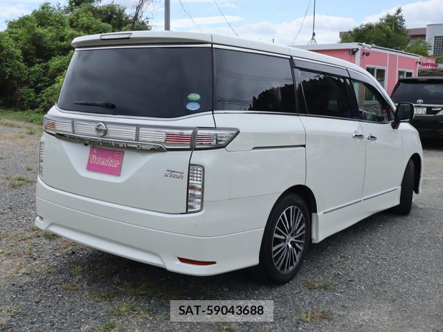 Nissan ELGRAND 2014-03 8812980-4