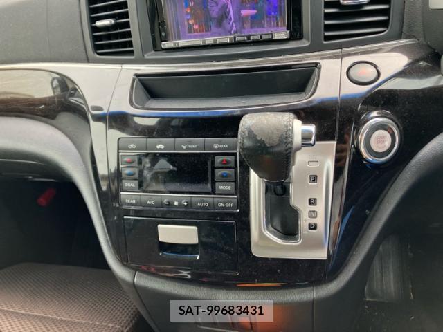 Nissan ELGRAND 2011-09 8813279-8
