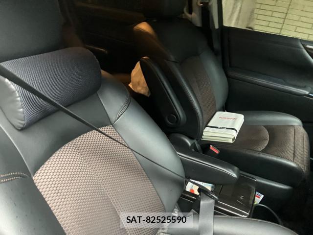 Nissan ELGRAND 2010-09 8813291-10