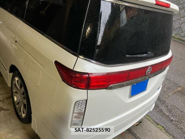 Nissan ELGRAND 2010-09 8813291-13
