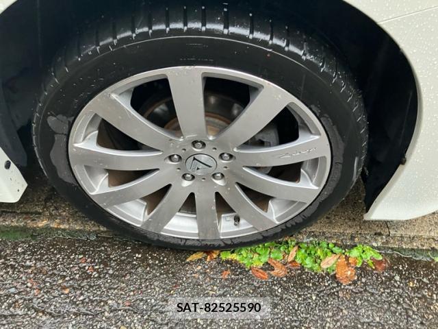 Nissan ELGRAND 2010-09 8813291-5