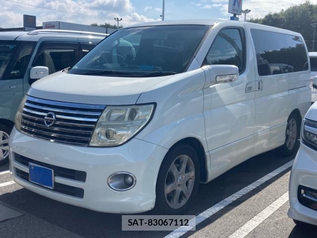 Nissan ELGRAND 2006-02 8813399-0