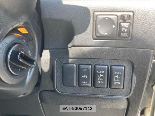 Nissan ELGRAND 2006-02 8813399-10