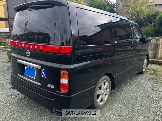 Nissan ELGRAND 2008-10 8814178-13