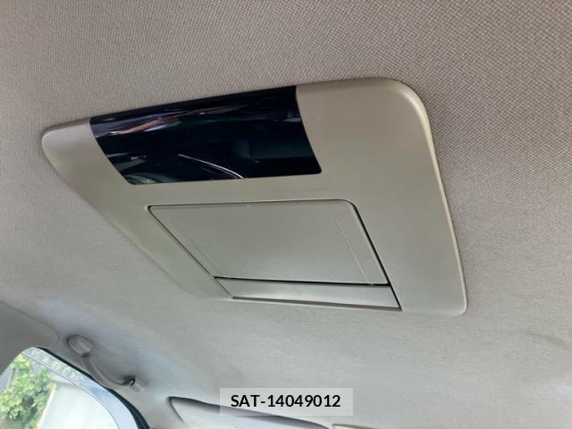 Nissan ELGRAND 2008-10 8814178-15