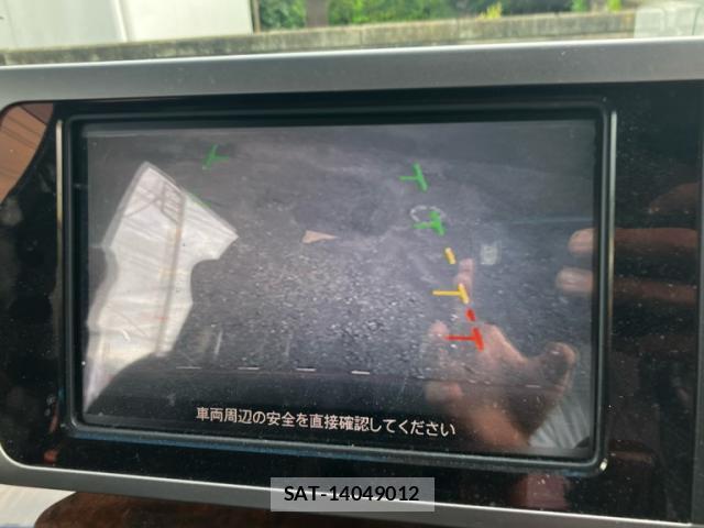 Nissan ELGRAND 2008-10 8814178-17