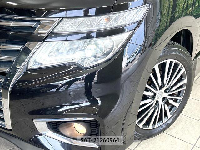 Nissan ELGRAND 2016-03 8814292-12