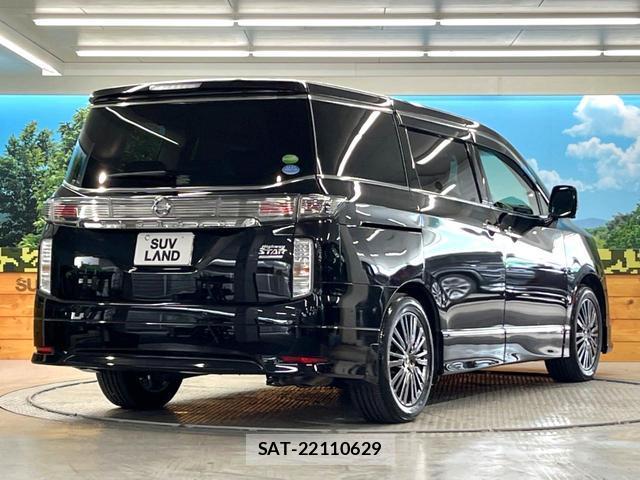 Nissan ELGRAND 2019-09 8815077-17