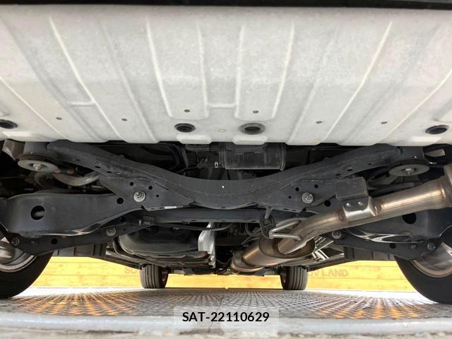 Nissan ELGRAND 2019-09 8815077-19