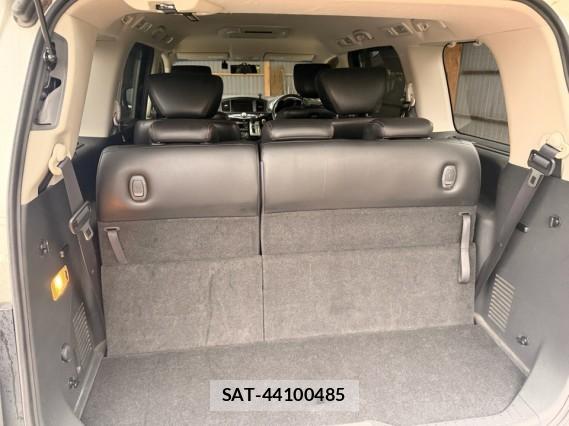 Nissan ELGRAND 2012-01 8815505-16