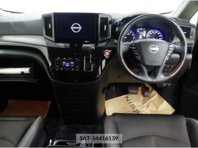 Nissan ELGRAND 2022-03 8815618-2
