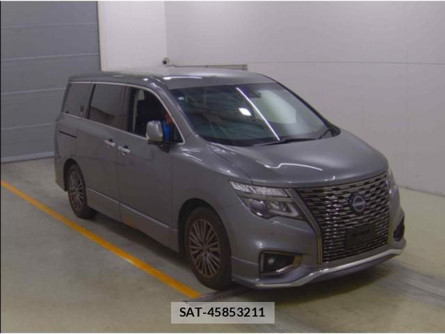Nissan ELGRAND 2023-10 8815619-3