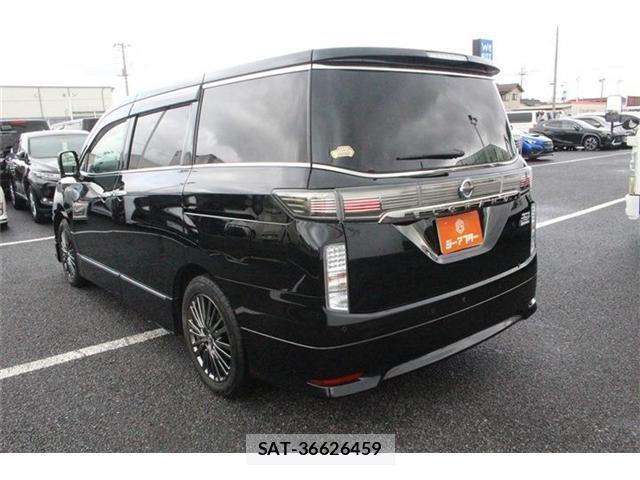 Nissan ELGRAND 2021-03 8815671-10