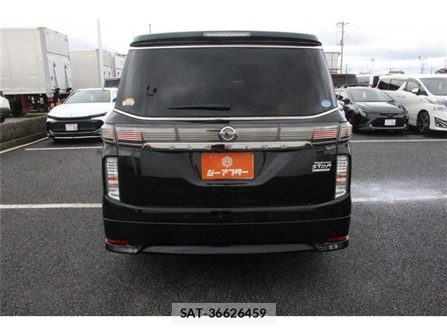 Nissan ELGRAND 2021-03 8815671-11