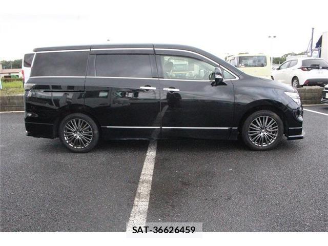 Nissan ELGRAND 2021-03 8815671-13