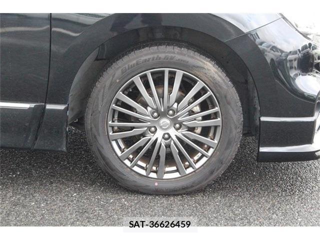 Nissan ELGRAND 2021-03 8815671-14