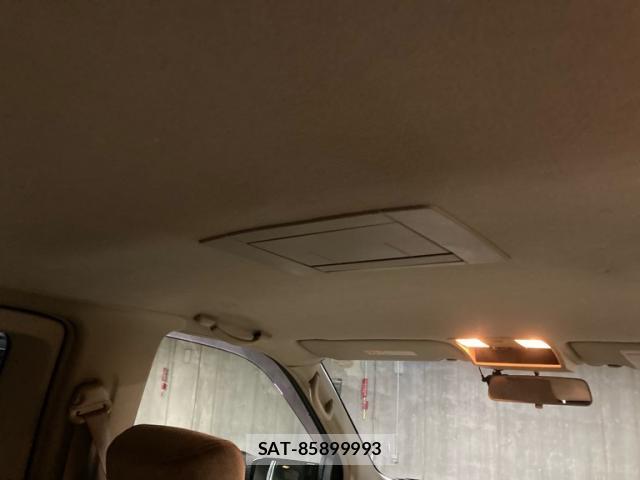 Nissan ELGRAND 2002-11 8816403-10