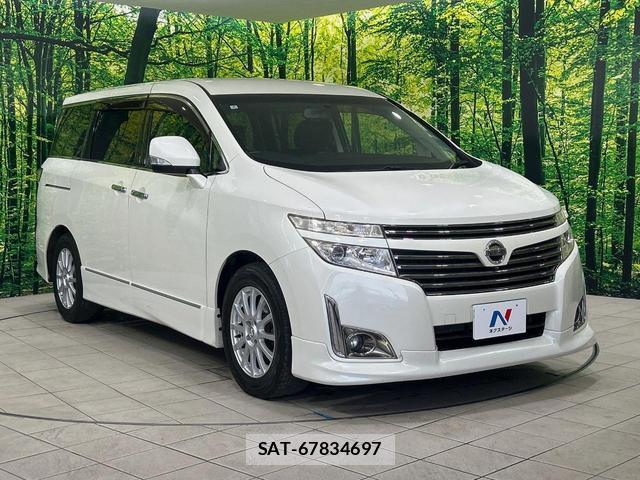 Nissan ELGRAND 2012-03 8817587-16