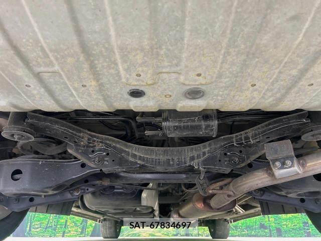 Nissan ELGRAND 2012-03 8817587-19
