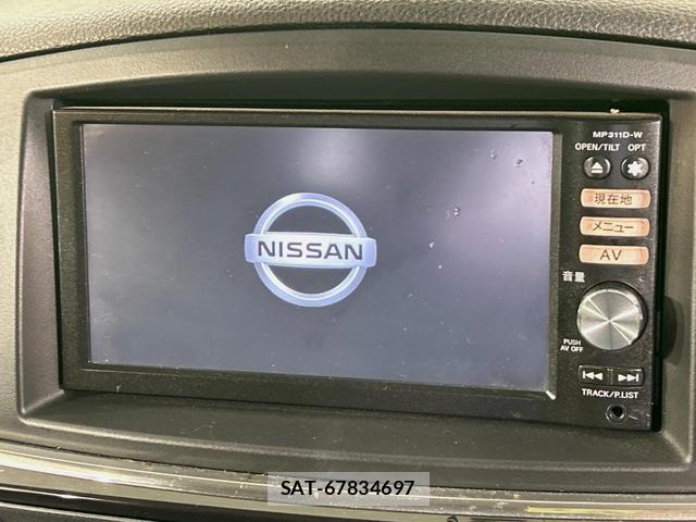 Nissan ELGRAND 2012-03 8817587-2
