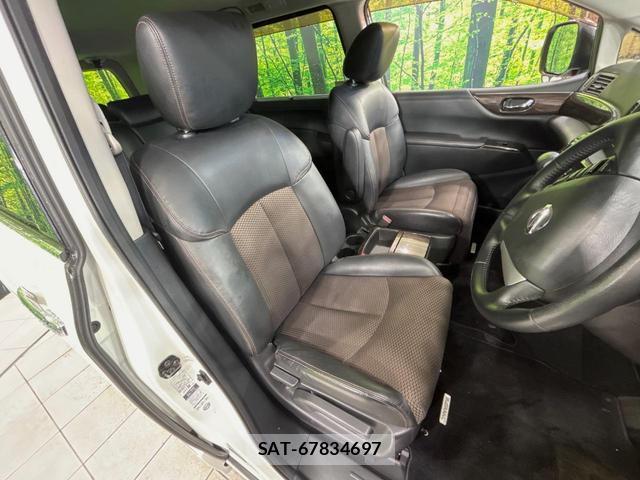 Nissan ELGRAND 2012-03 8817587-7