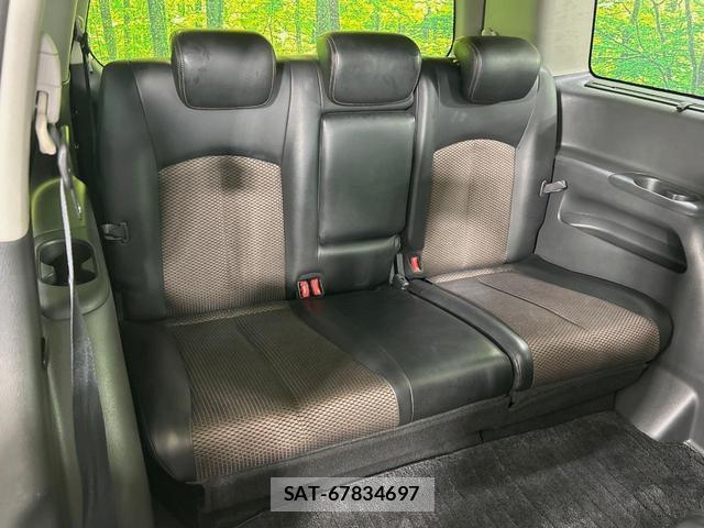 Nissan ELGRAND 2012-03 8817587-9