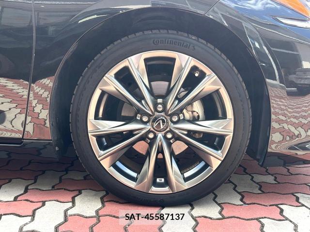 Lexus ES 2019-11 8813211-12