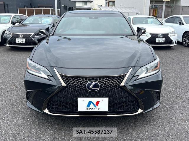 Lexus ES 2019-11 8813211-13