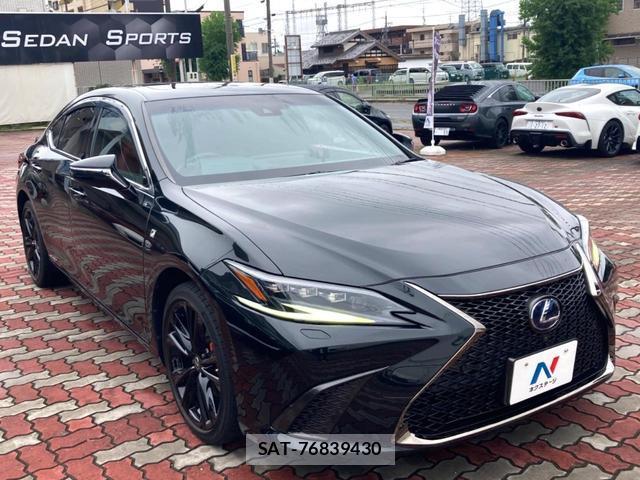 Lexus ES 2022-04 8813213-15
