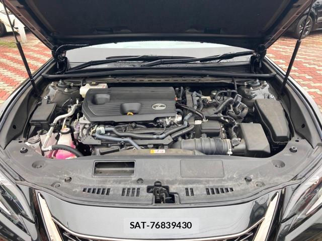 Lexus ES 2022-04 8813213-17