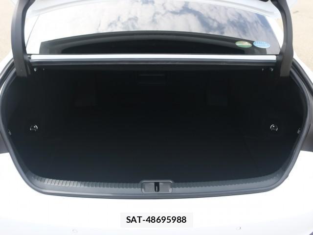 Lexus ES 2019-07 8814805-18