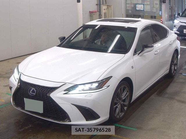 Lexus ES 2019-09 8814954-0