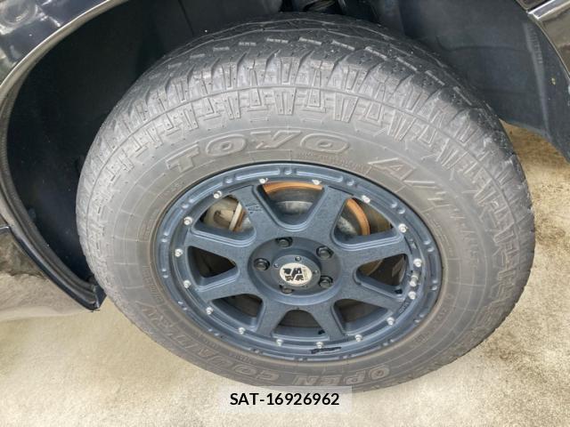 Suzuki ESCUDO 2014-07 8813299-5