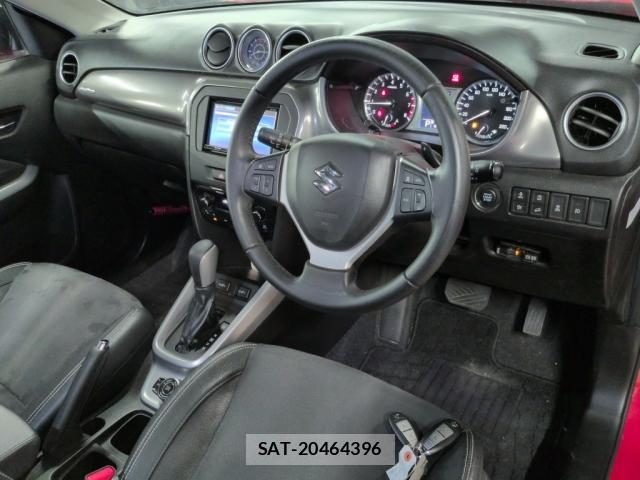 Suzuki ESCUDO 2017-10 8816580-2