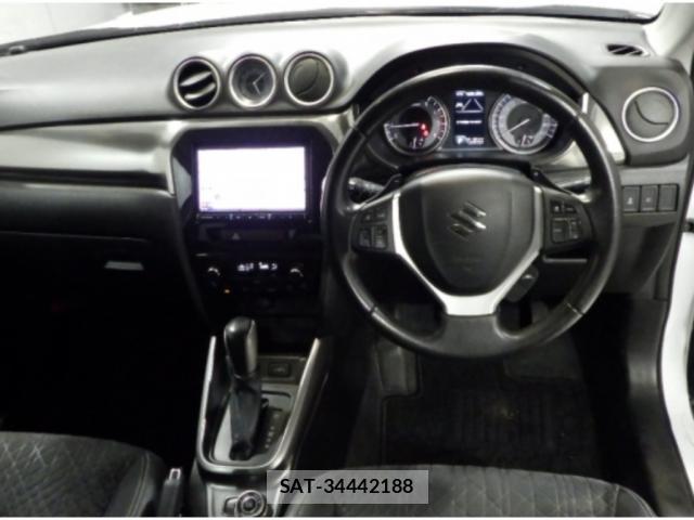 Suzuki ESCUDO 2020-01 8816725-2