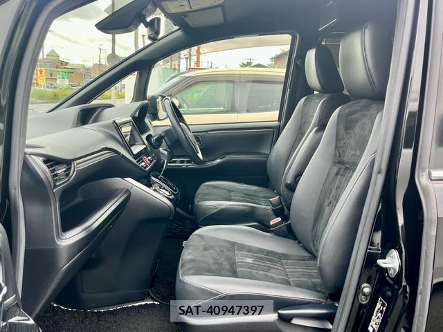 Toyota ESQUIRE 2019-06 8812995-14