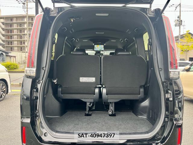 Toyota ESQUIRE 2019-06 8812995-17