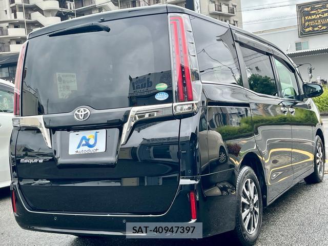 Toyota ESQUIRE 2019-06 8812995-2