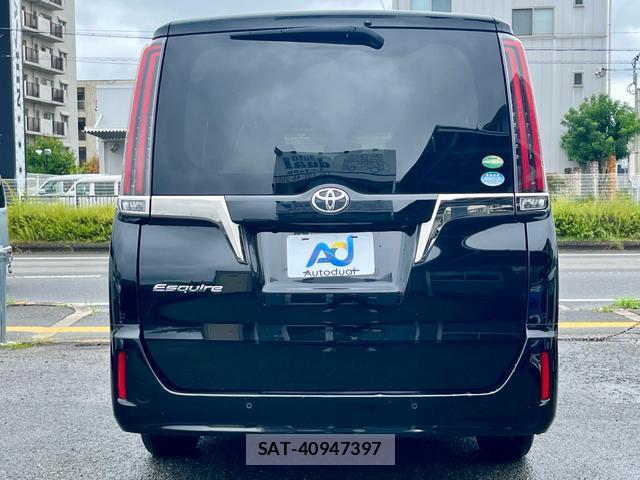 Toyota ESQUIRE 2019-06 8812995-3