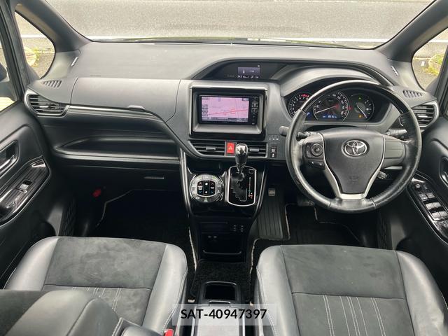 Toyota ESQUIRE 2019-06 8812995-9