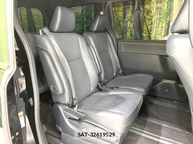 Toyota ESQUIRE 2019-03 8813172-9