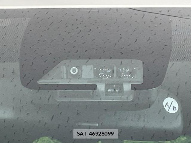 Toyota ESQUIRE 2019-08 8814401-5