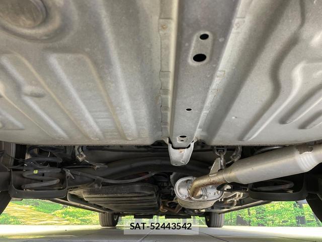 Toyota ESQUIRE 2015-04 8814404-18