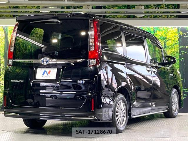 Toyota ESQUIRE 2016-02 8814737-16