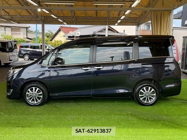 Toyota ESQUIRE 2018-08 8814875-16