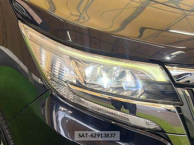 Toyota ESQUIRE 2018-08 8814875-19