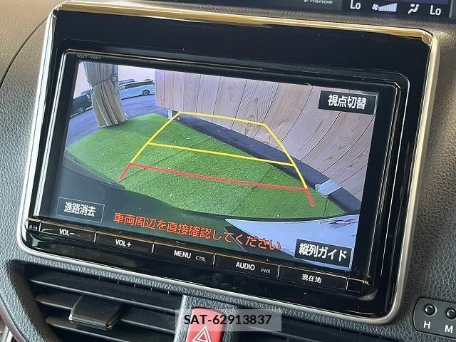 Toyota ESQUIRE 2018-08 8814875-3